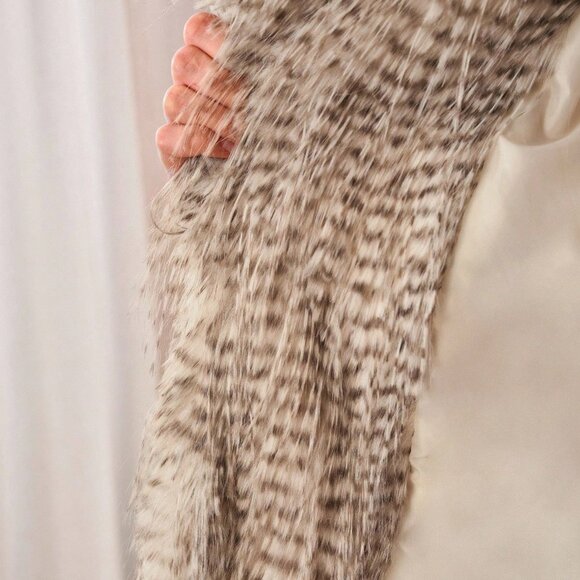 White Preppy Women's All Over Print Faux Fur Midi Coat - Picture 7 of 8